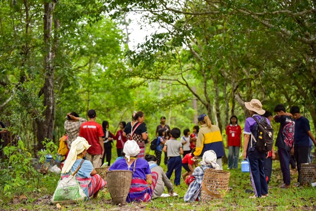 Bridging generations through Indigenous Knowledge 5